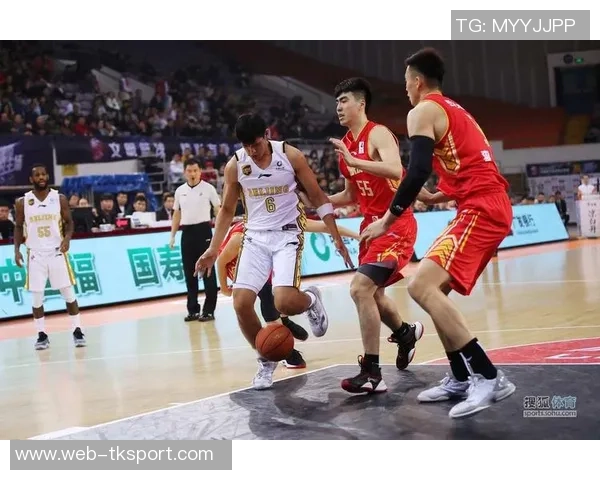 广东队与北控队2016年激战回顾及精彩瞬间分析 广东队与北控队2016年激战回顾及精彩瞬间分析